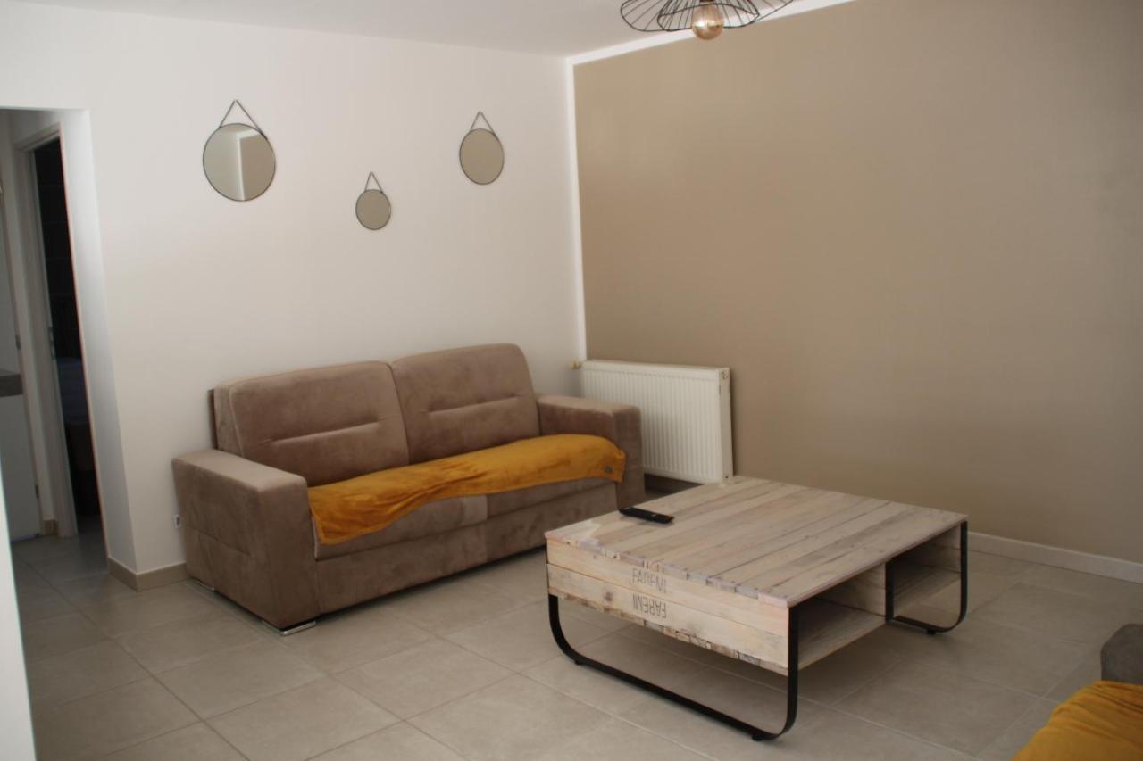 Bel Appartement En Campagne Grane Exterior photo